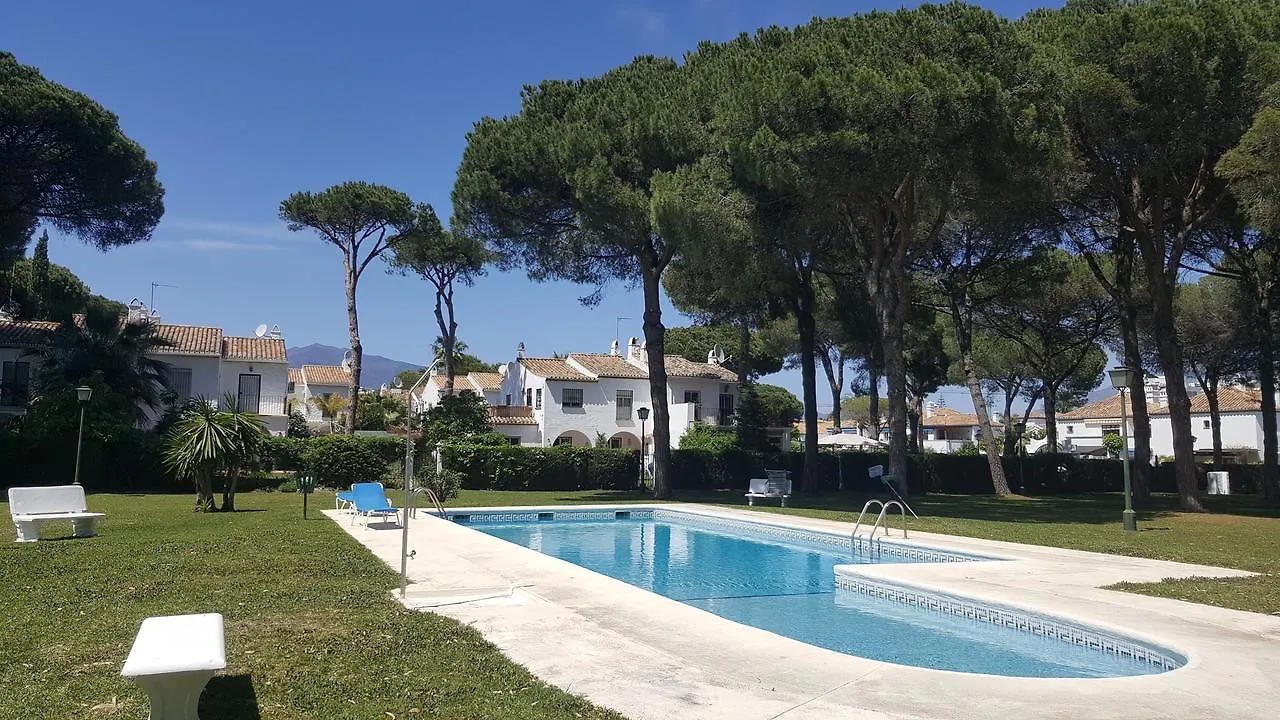 بيت للعطل إِستيبونا Villa Jazmin Benamara